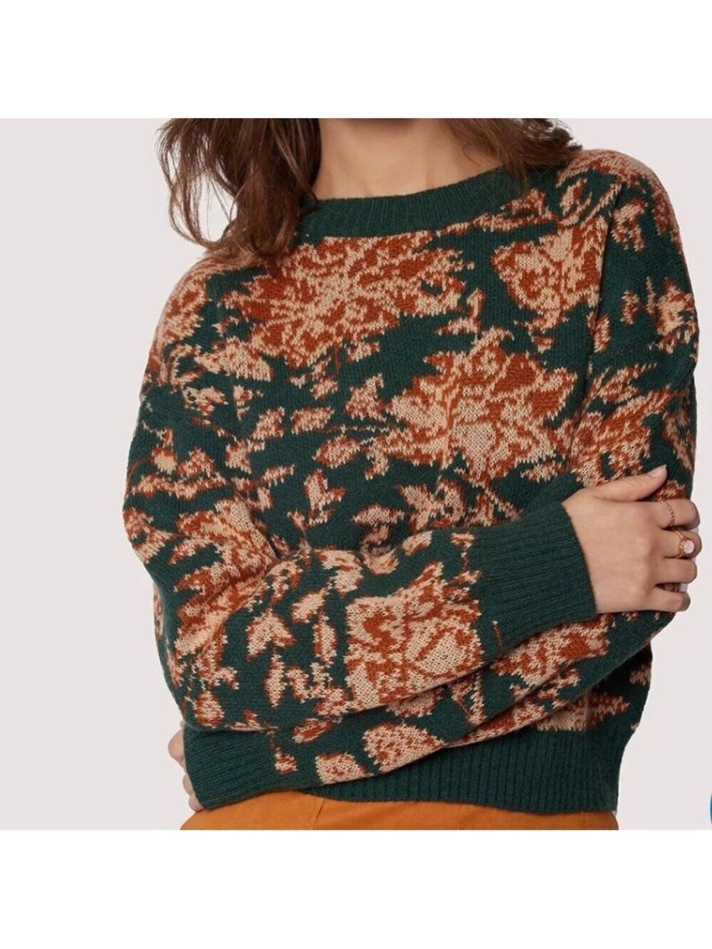 Lost + Wander Rosetta Pullover Sweater size M/L